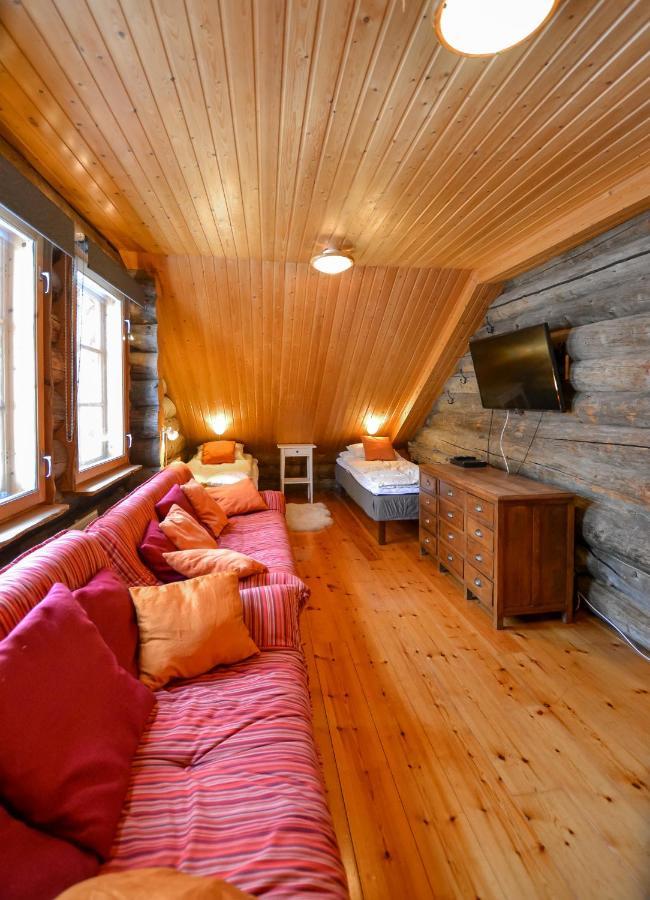 Ylläshilla Cottage Äkäslompolo Esterno foto
